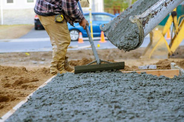 Best Commercial Concrete Contractor  in Huntsville, MO
